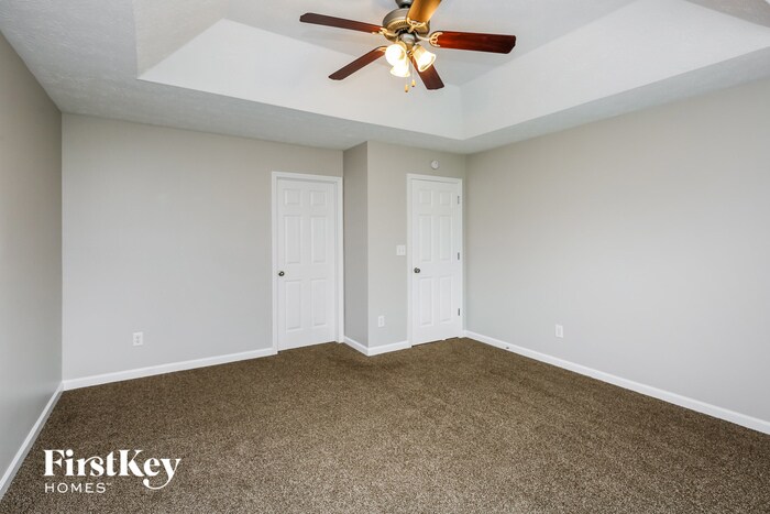 Building Photo - 1024 Solomon Ct