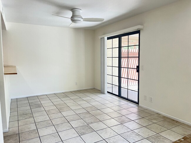 Building Photo - Spacious 3 bedroom, 2.5 bath duplex with private backyard for rent