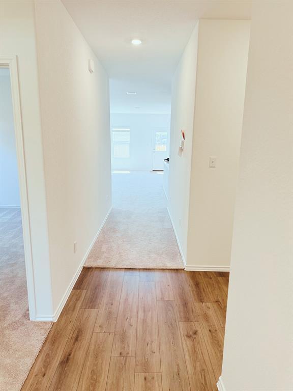 Building Photo - 212 The Good Wy