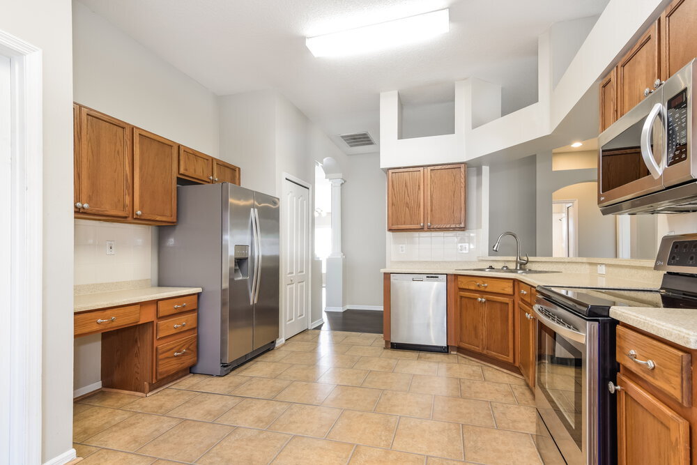 Building Photo - 812 Lesa Glen Pl