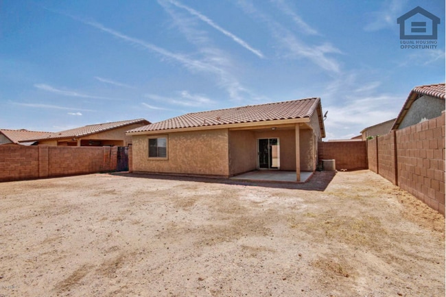 Building Photo - 7407 S Sunrise Way