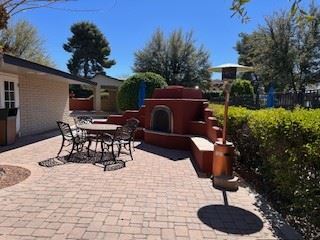 Building Photo - 2501 W Wickenburg Way