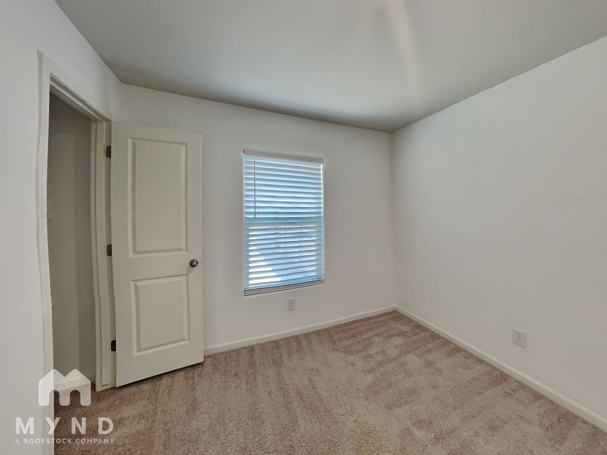 Building Photo - 246 S Picacho Heights Rd
