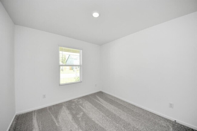 Building Photo - 25657 Rose Creek Dr