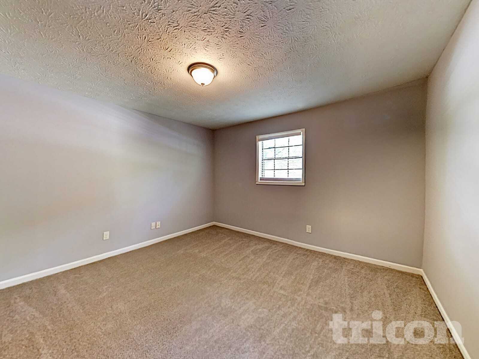 Building Photo - 68 Belmont Ln