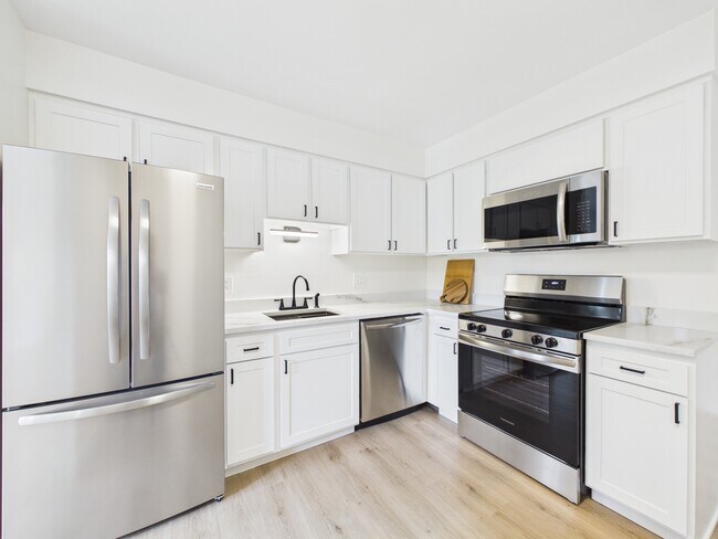 Building Photo - 4525 Blackhawk Ln
