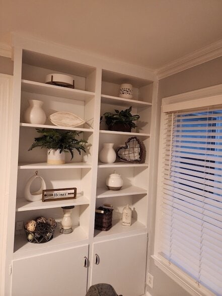 Building Photo - 1215 Trotwood Ave