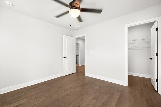 Building Photo - 106 Briargate Dr