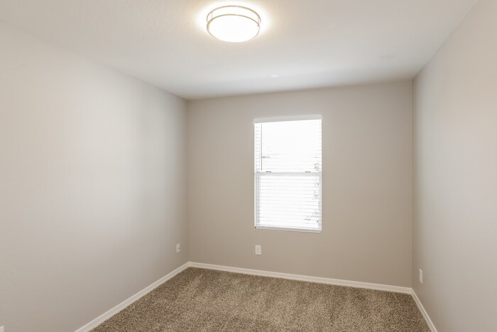 Building Photo - 28911 N 124th Dr