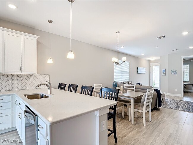 Building Photo - 16701 Seasons Coast Dr