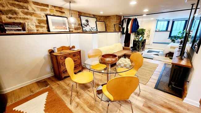 Building Photo - 719 Remington St