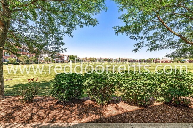 Building Photo - 13340 E Golden Gate Dr
