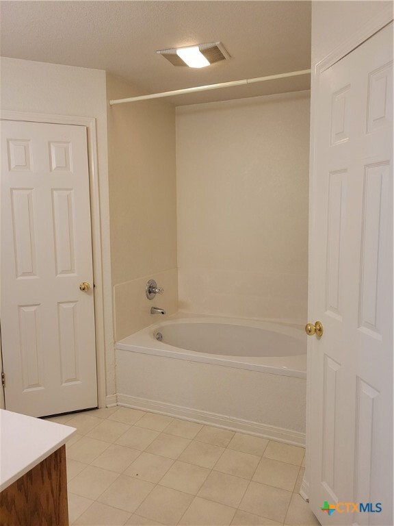 Building Photo - 305 Grizzly Trail