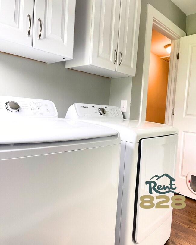 Building Photo - 726 Brookside Camp Rd