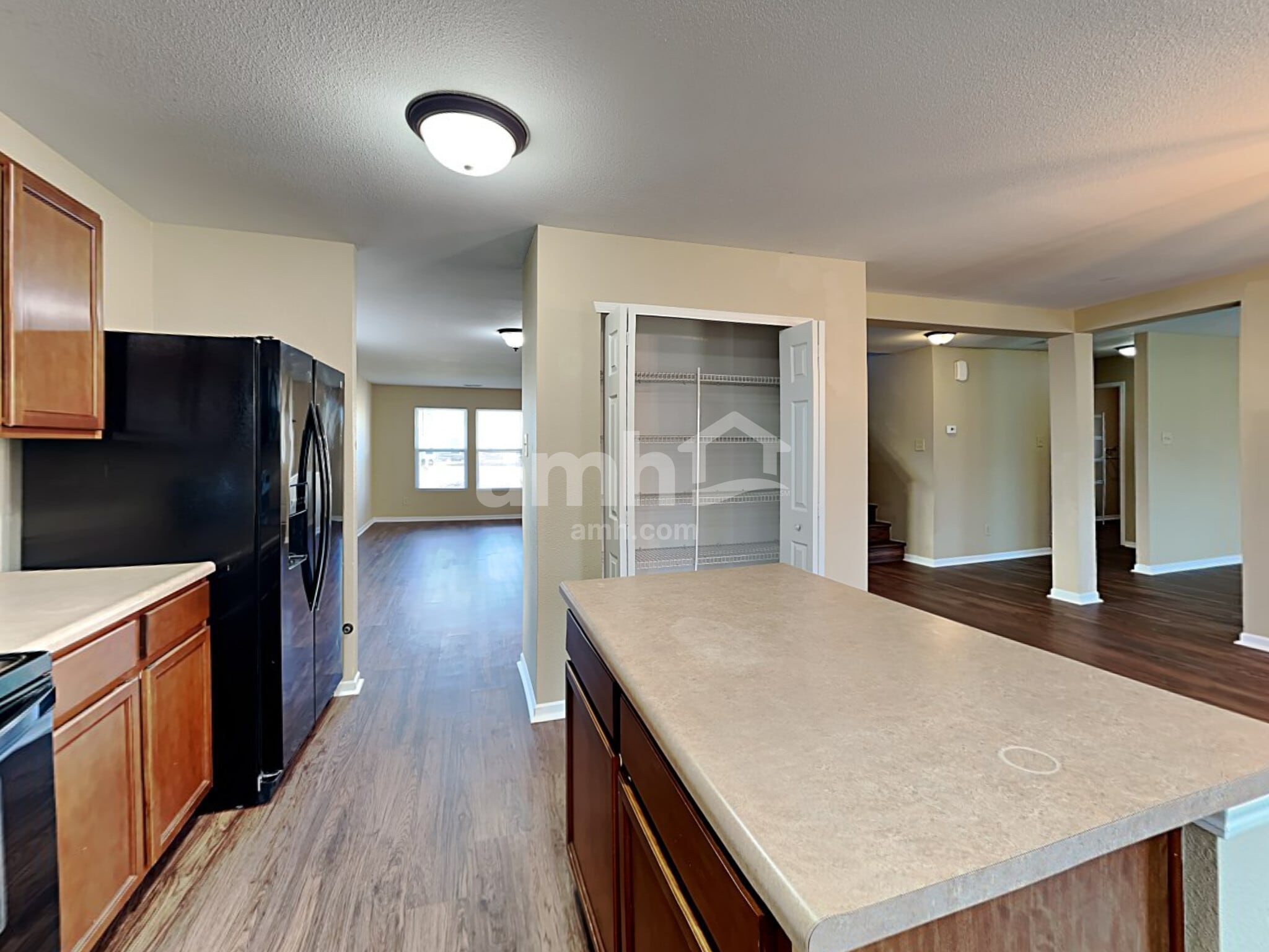 Building Photo - 524 Bridgewater Dr