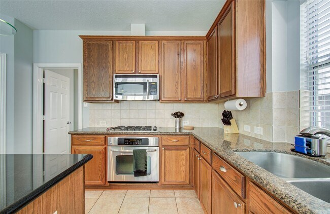 Building Photo - 4907 Mountain Fork