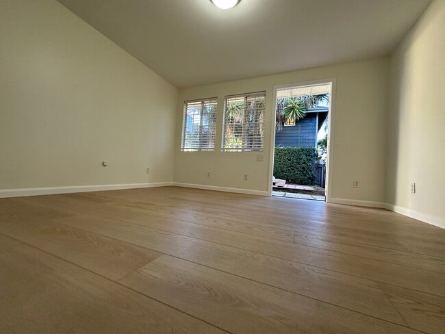 Building Photo - 1326 Clifton St