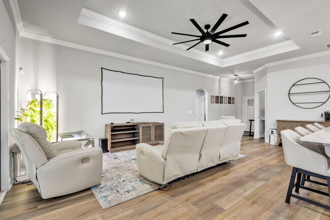 Building Photo - 1201 Forest Heights Rd