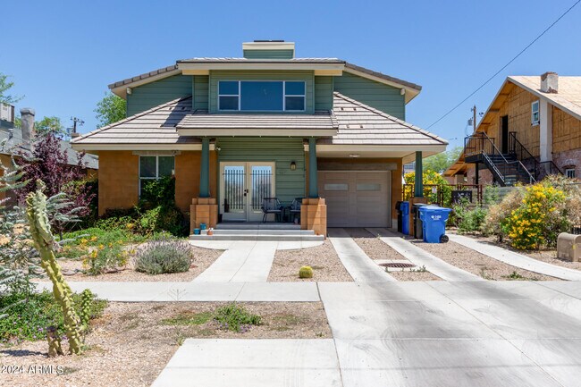 Building Photo - 129 N 11th Ave