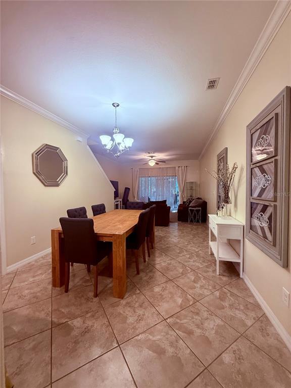 Building Photo - 2411 Willimette Dr