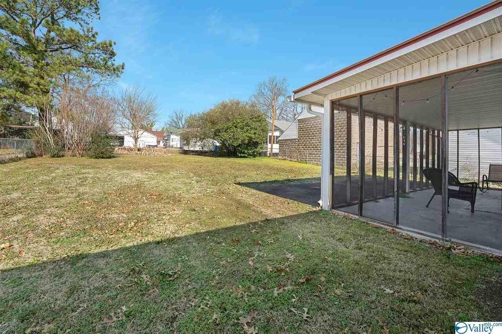 Building Photo - 623 E Tuscaloosa St