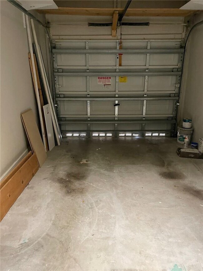 Building Photo - 19 SE 3rd Ave