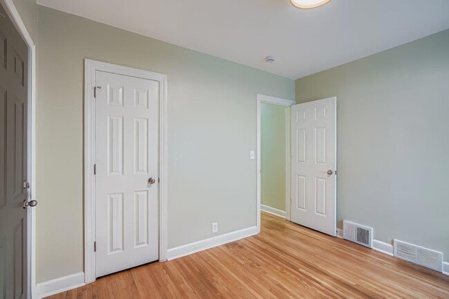 Building Photo - 837 Bidwell St