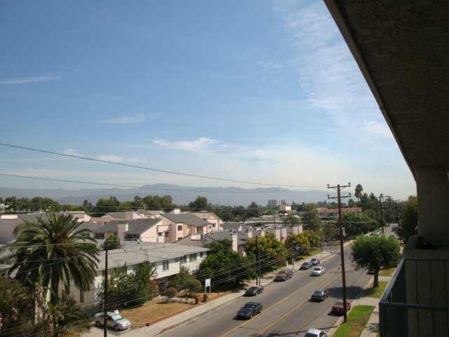 Building Photo - 11936 Magnolia Blvd