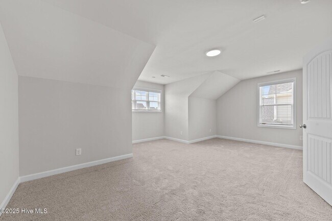 Building Photo - 700 Chestoa Trl