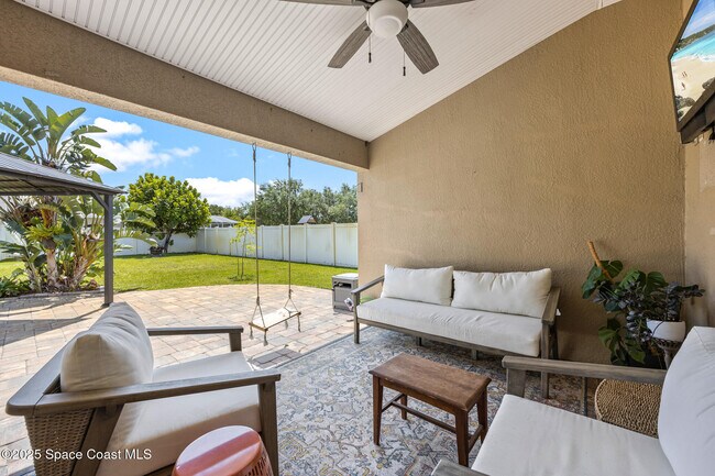 Building Photo - 1236 Alaqua Way