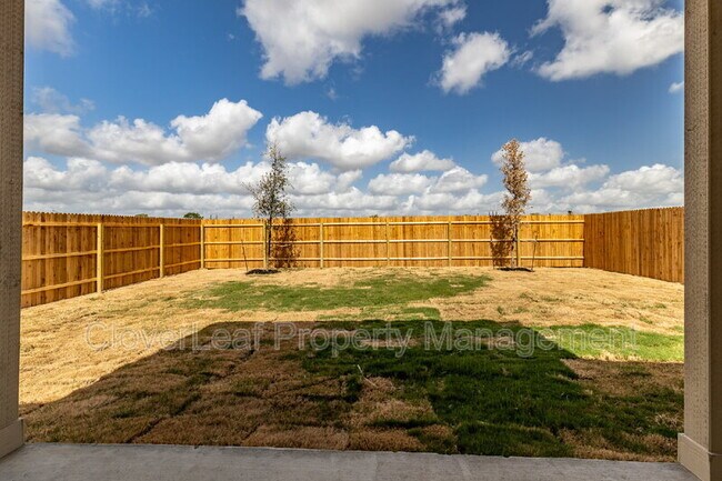 Building Photo - 5023 Topaz Bnd