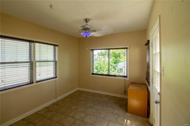 Building Photo - Nicely updated 3 bedroom home in Bevo