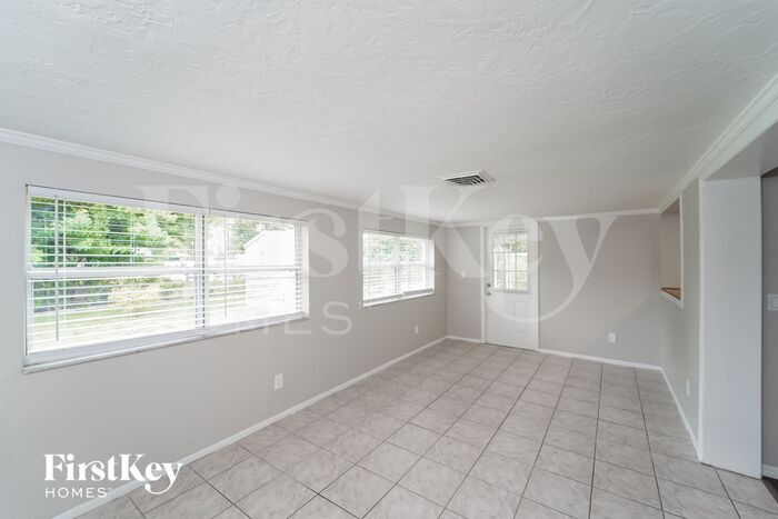 Building Photo - 2770 Sunset Beach Dr