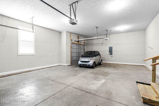 Building Photo - 6204 Moonseed St