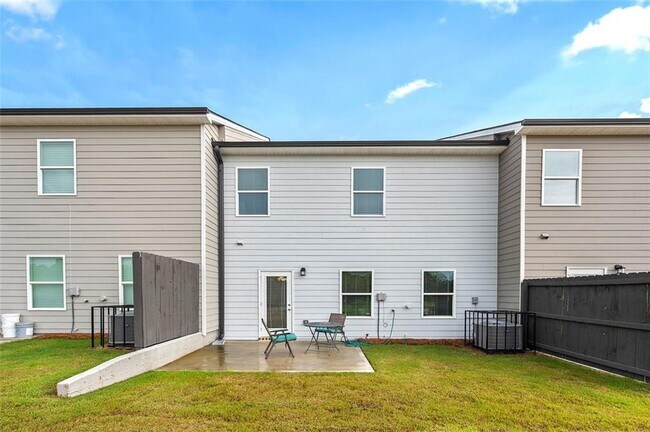 Building Photo - 6373 Rosetta Dr