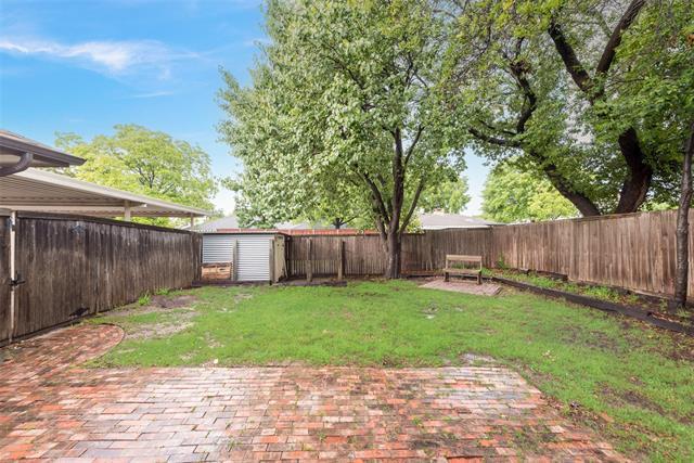 Building Photo - 2623 Fallcreek Dr