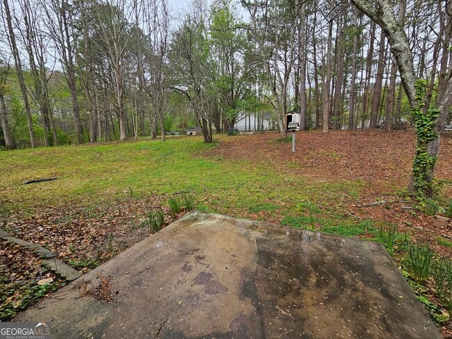 Building Photo - 40 Peachtree Way