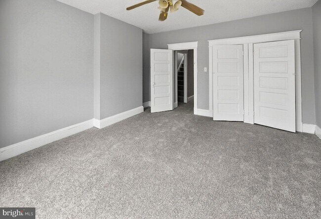 Building Photo - 53 Sanhican Dr