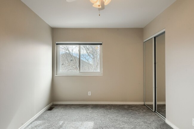 Building Photo - 4 Bedroom Home in Parker