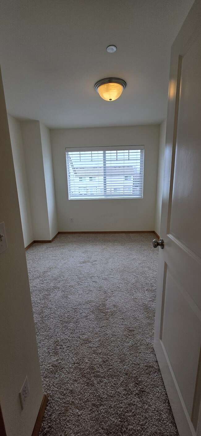 Building Photo - 2313 116th St SW