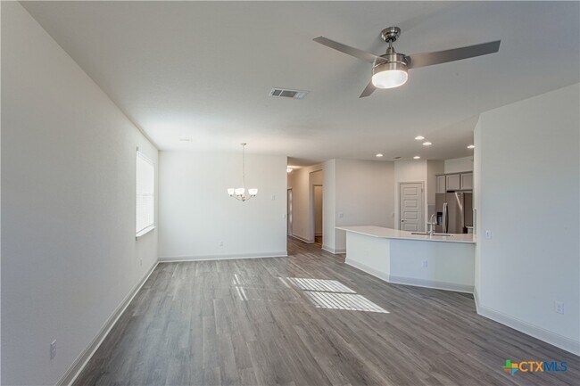 Building Photo - 16804 Marcello Dr