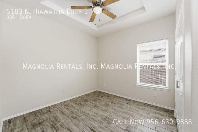 Building Photo - 5103 N Hiawatha Dr