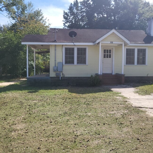 Primary Photo - 120 Hillcrest Dr