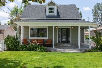 Building Photo - AVAILABLE NOW: Beautifully Remodeled Historic Victorian – 3 Bed / 3 Bath