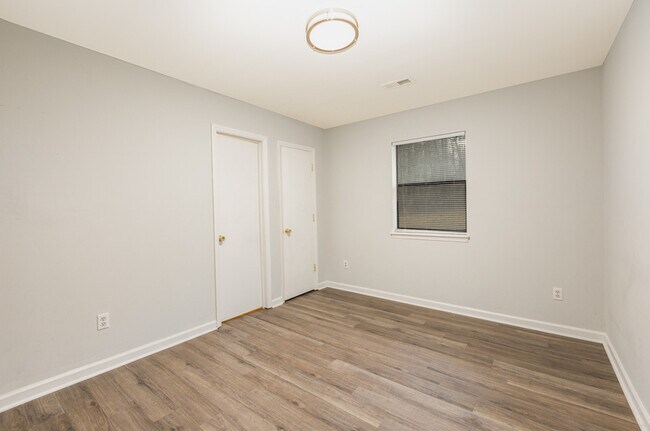 Building Photo - 7201 Raj Ct