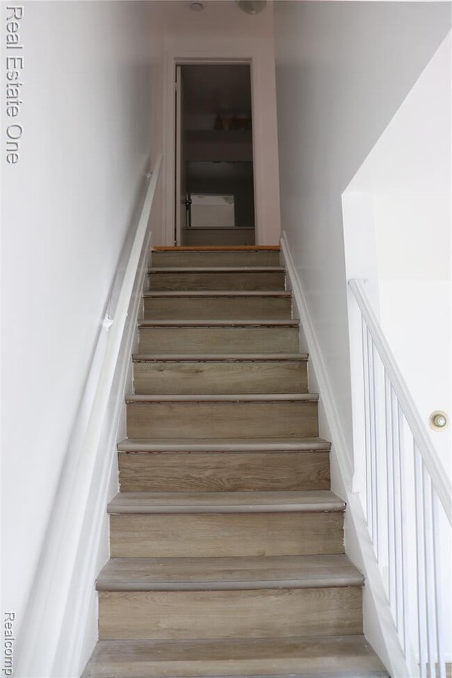 Building Photo - 8256 Karam Blvd