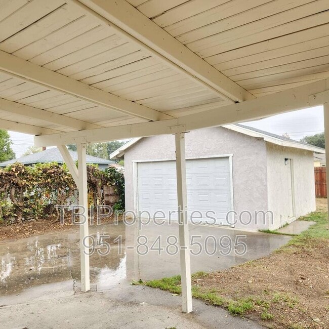 Building Photo - 3485 Belle St