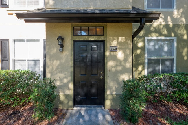 Building Photo - 6025 Westgate Dr