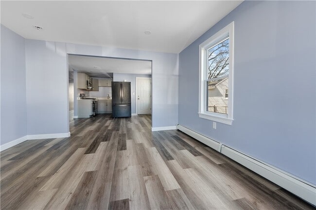 Building Photo - 167 Baxter St