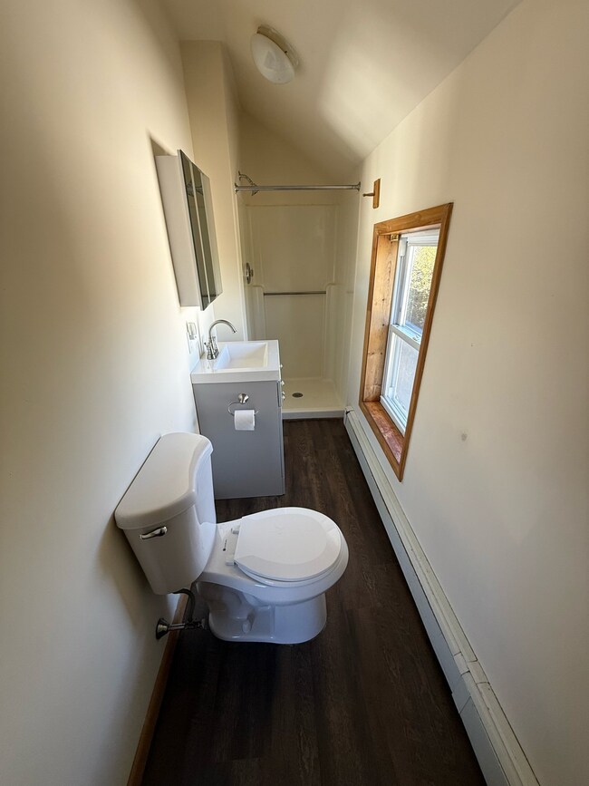 Building Photo - 54 S Broad St